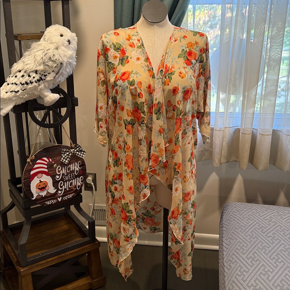 LuLaRoe Shirley Beige Floral Kimono - Size: Medium